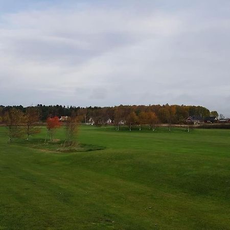 Attefallhus Blixtorps Golfbana 瓦尔贝里 外观 照片